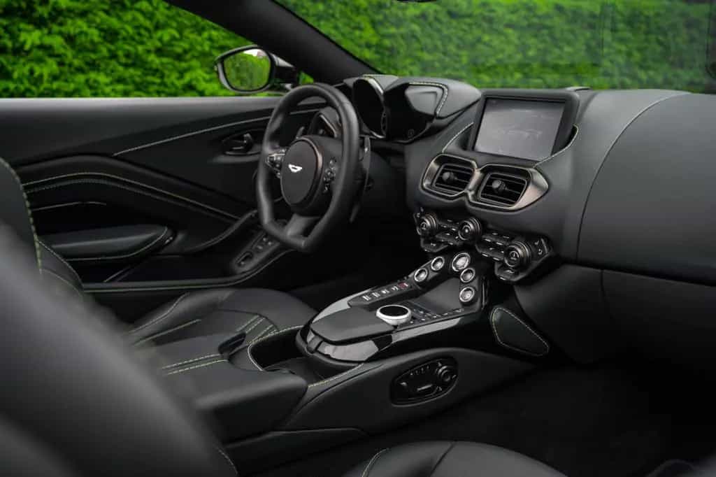 Aston Martin V8 Vantage V8 New Vantage Roadster 510PS 04/2022-photo-10