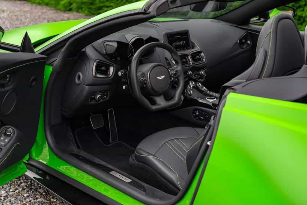 Aston Martin V8 Vantage V8 New Vantage Roadster 510PS 04/2022-photo-4
