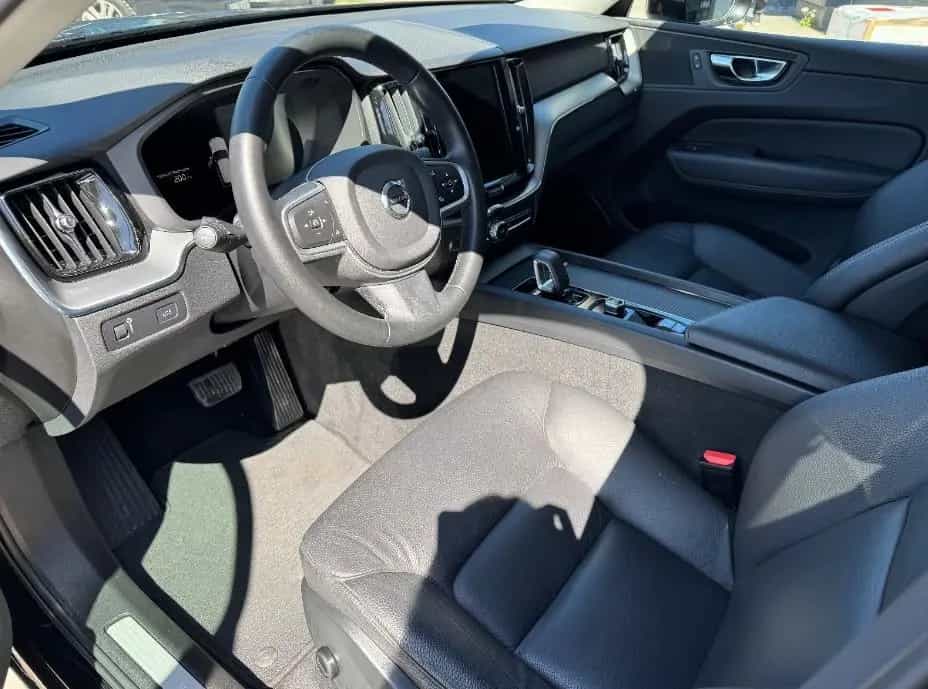 Volvo XC60 XC 60 Momentum Pro *LEDER* 05/2022-photo-10
