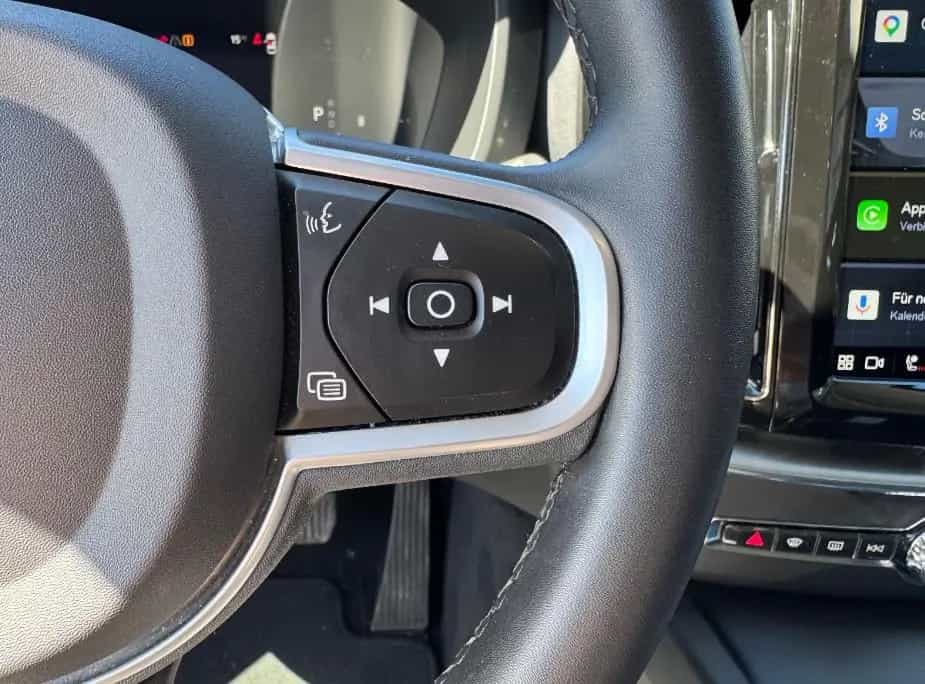 Volvo XC60 XC 60 Momentum Pro *LEDER* 05/2022-photo-14
