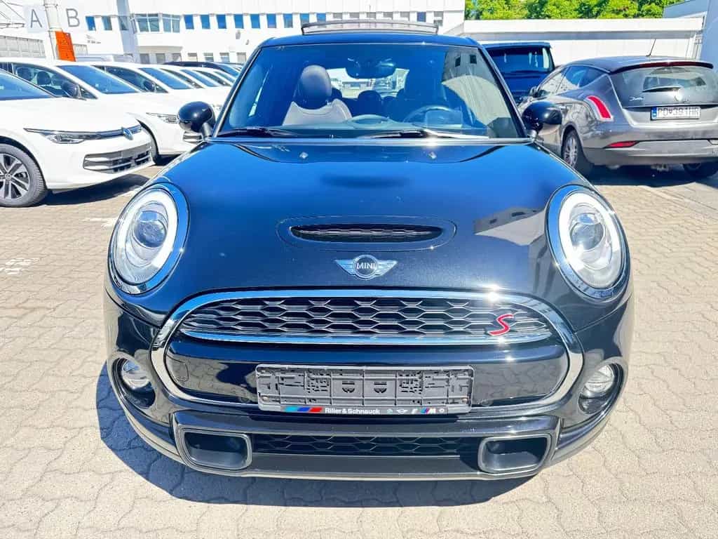 MINI Cooper S mit Leder & Navi & Panoramadach 10/2016-photo-11