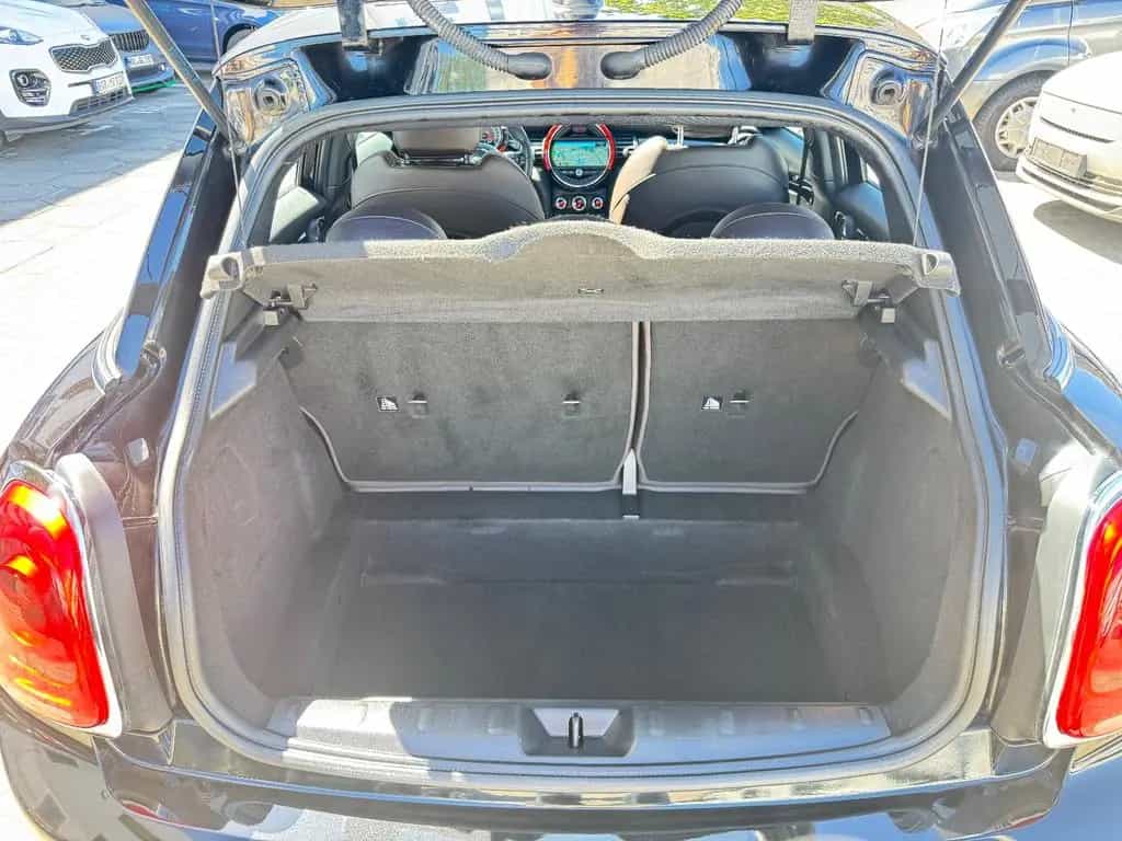 MINI Cooper S mit Leder & Navi & Panoramadach 10/2016-photo-7