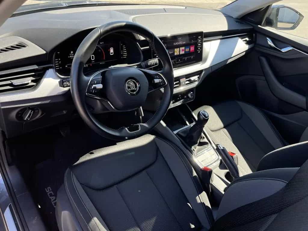 Skoda Scala 1.5 TSI Tour LED PDC SHZ Navi 11/2022-photo-11