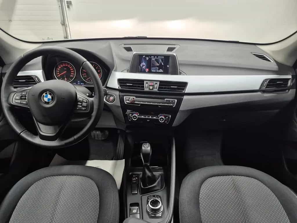 BMW X1 sDrive 18i  Navi/PDC/Tempom./17-LM 12/2016-photo-11