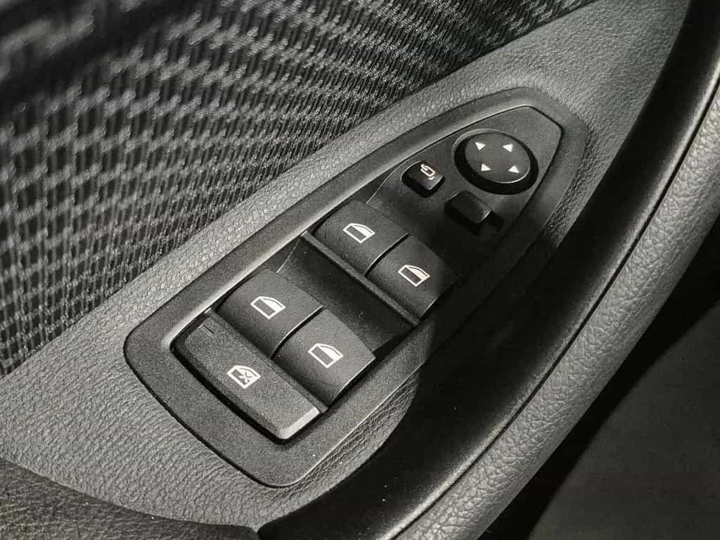 BMW X1 sDrive 18i  Navi/PDC/Tempom./17-LM 12/2016-photo-19