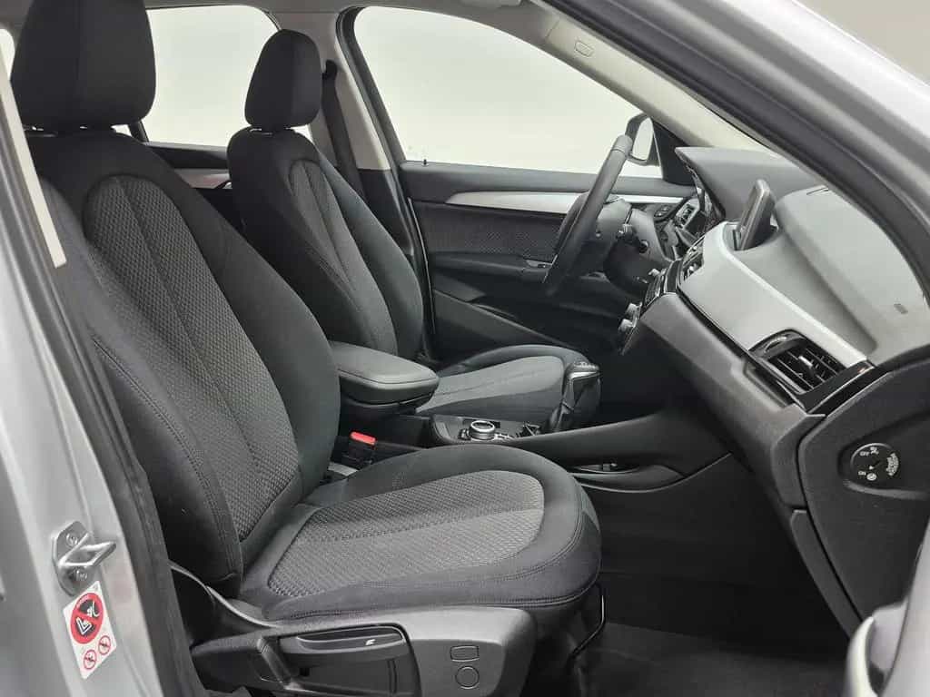 BMW X1 sDrive 18i  Navi/PDC/Tempom./17-LM 12/2016-photo-9