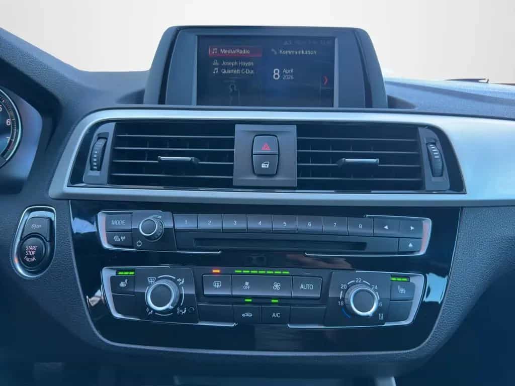 BMW 120 i*Advantage*SHZ*PDC* 12/2017-photo-10