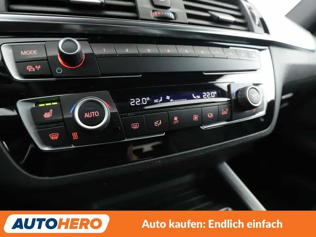 BMW 118 1er 118i Edition M Sport Shadow Aut.*NAVI*LED* 12/2018-photo-21