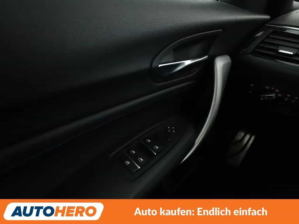 BMW 118 1er 118i Edition M Sport Shadow Aut.*NAVI*LED* 12/2018-photo-23