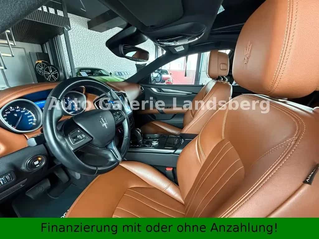 Maserati Ghibli 3.0 V6 TwinTurbo*Glasdach*LED*Navi*Leder* 08/2017-photo-12