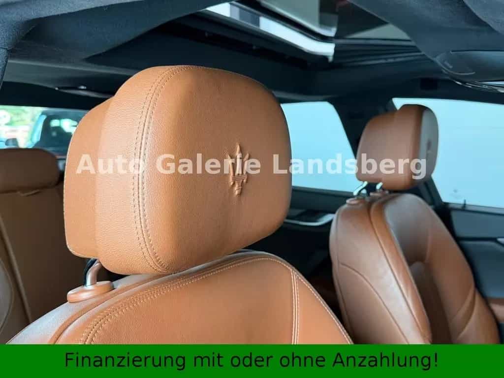 Maserati Ghibli 3.0 V6 TwinTurbo*Glasdach*LED*Navi*Leder* 08/2017-photo-30