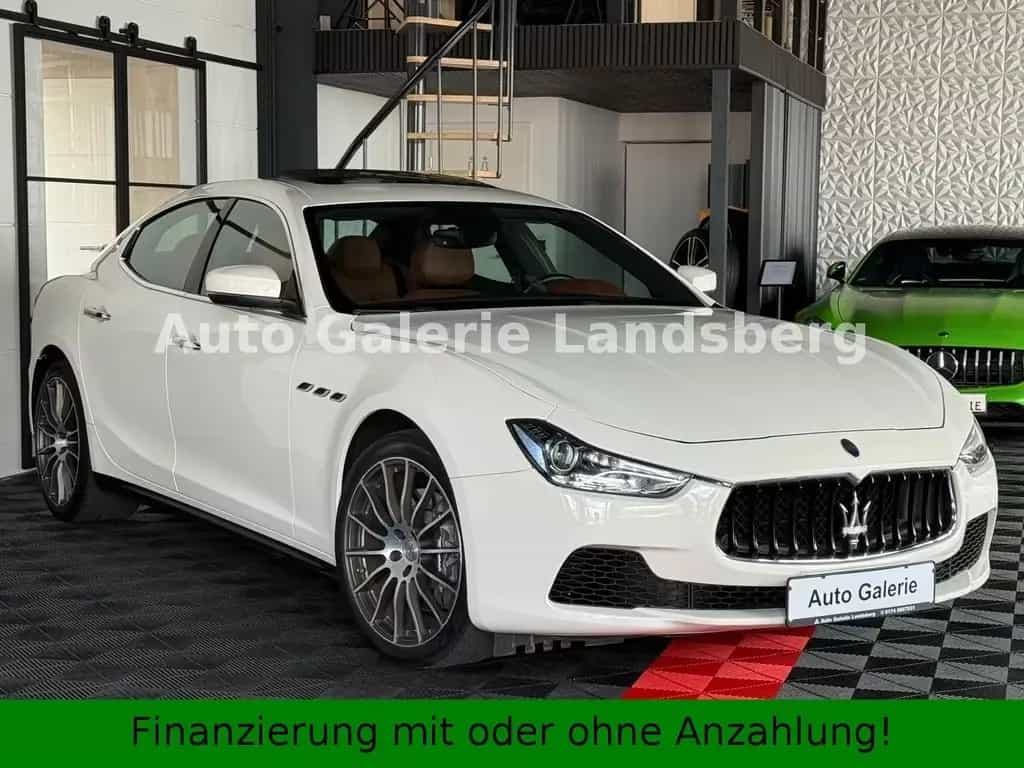 Maserati Ghibli 3.0 V6 TwinTurbo*Glasdach*LED*Navi*Leder* 08/2017-photo-34