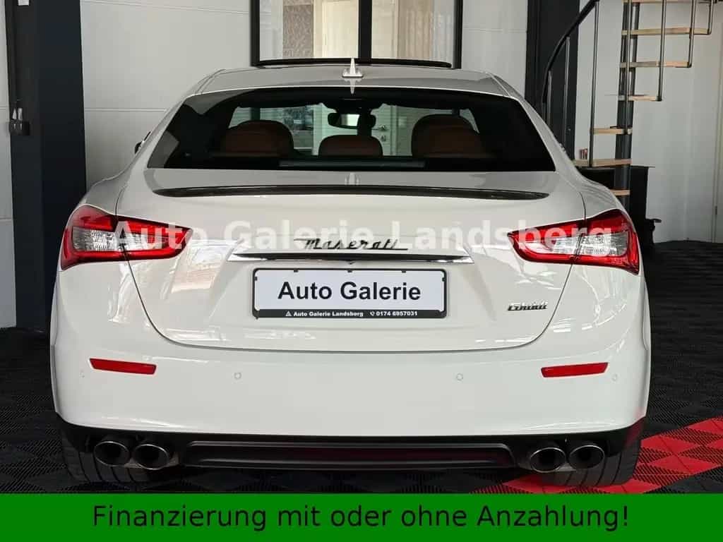 Maserati Ghibli 3.0 V6 TwinTurbo*Glasdach*LED*Navi*Leder* 08/2017-photo-5