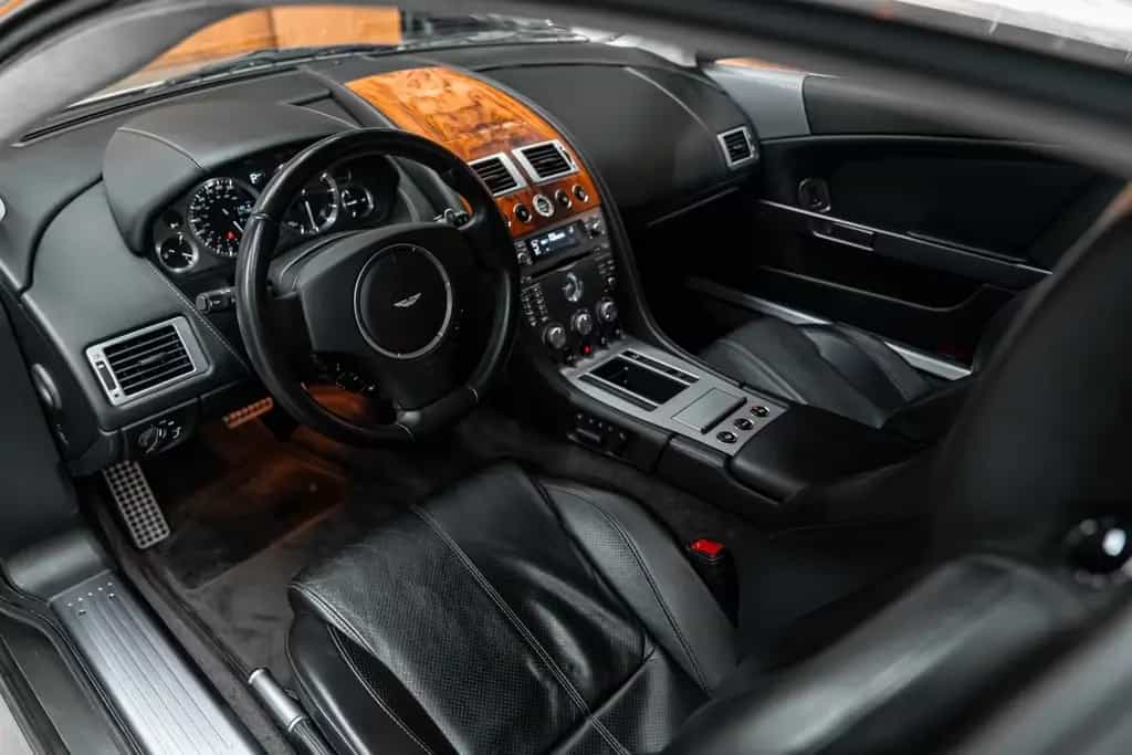 Aston Martin DB9 07/2007-photo-5