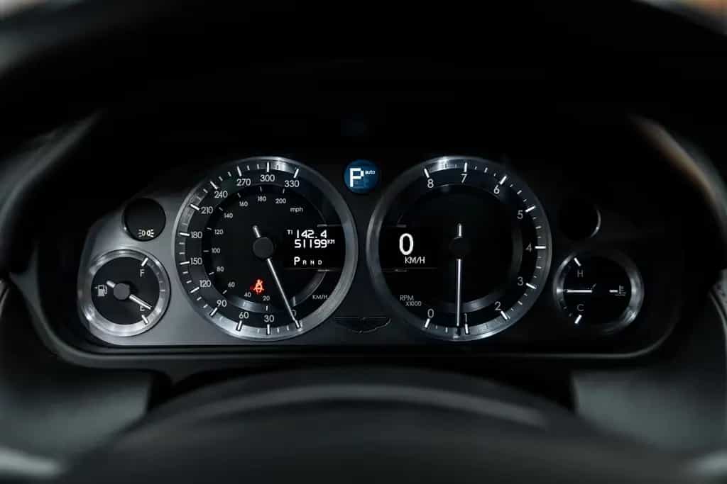 Aston Martin DB9 07/2007-photo-7
