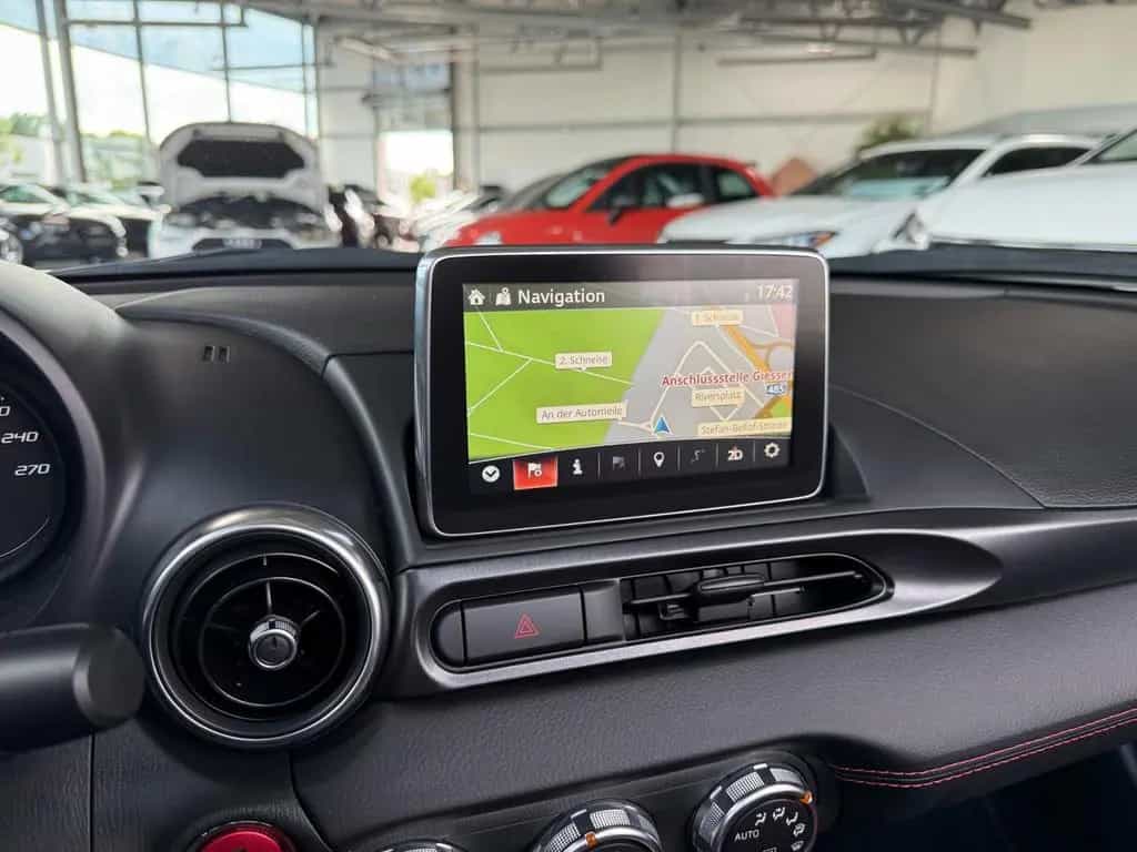 Abarth 124 Spider LED BOSE LEDER NAV SHZ 10/2018-photo-15