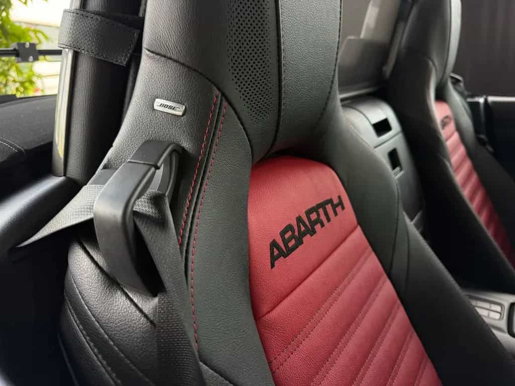 Abarth 124 Spider LED BOSE LEDER NAV SHZ 10/2018-photo-19