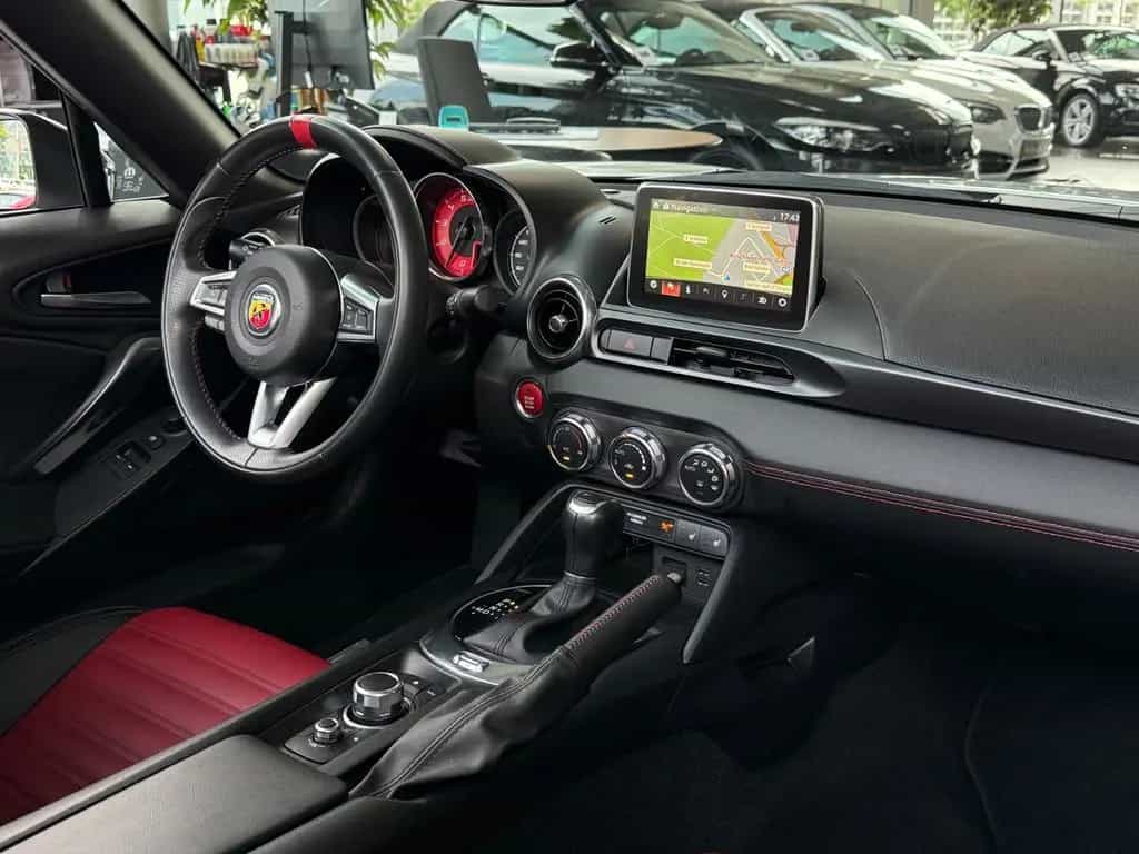 Abarth 124 Spider LED BOSE LEDER NAV SHZ 10/2018-photo-20
