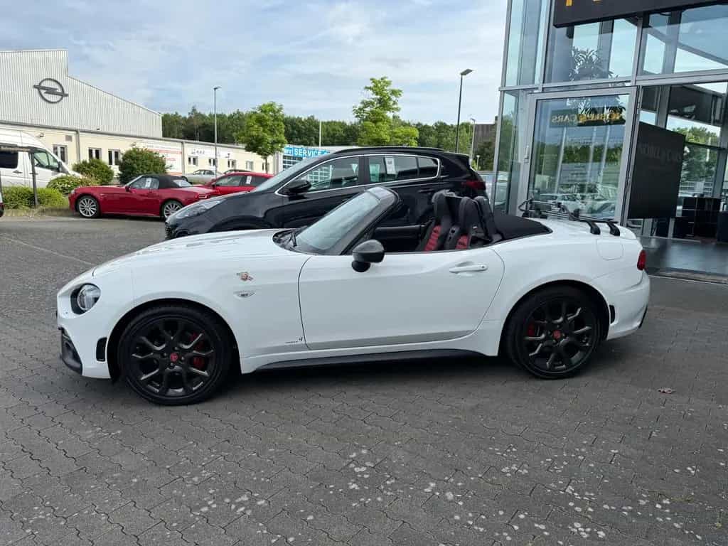 Abarth 124 Spider LED BOSE LEDER NAV SHZ 10/2018-photo-24