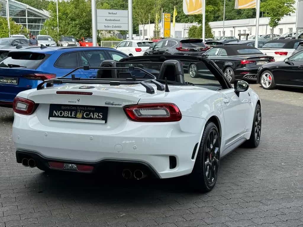 Abarth 124 Spider LED BOSE LEDER NAV SHZ 10/2018-photo-27