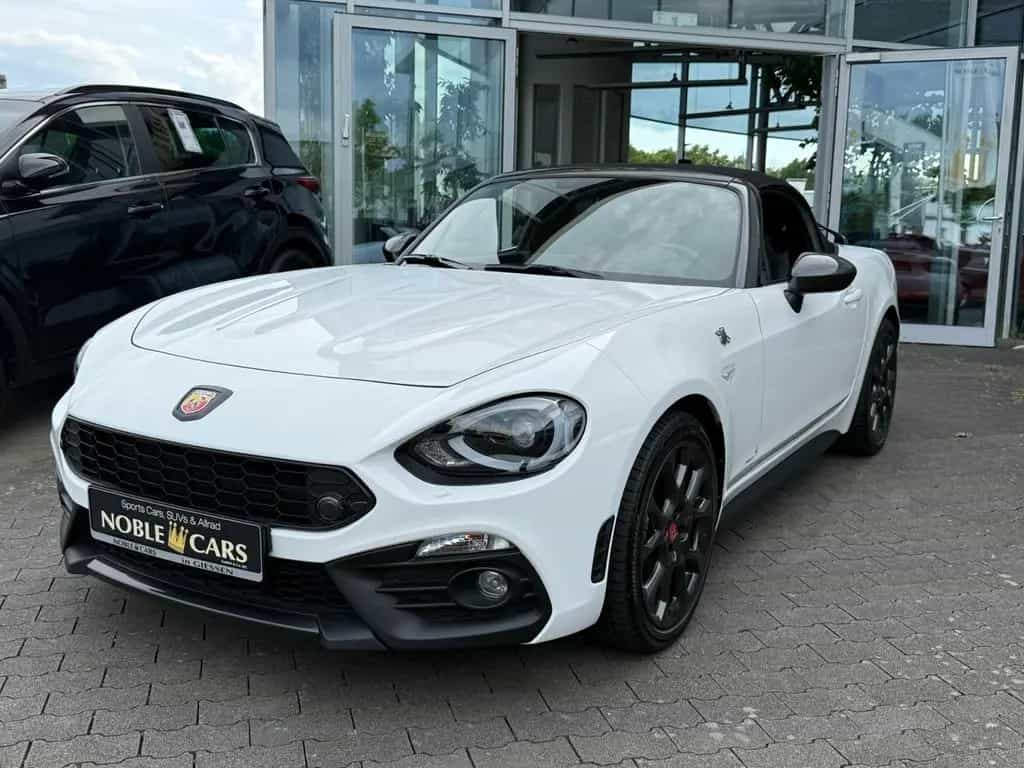 Abarth 124 Spider LED BOSE LEDER NAV SHZ 10/2018-photo-29