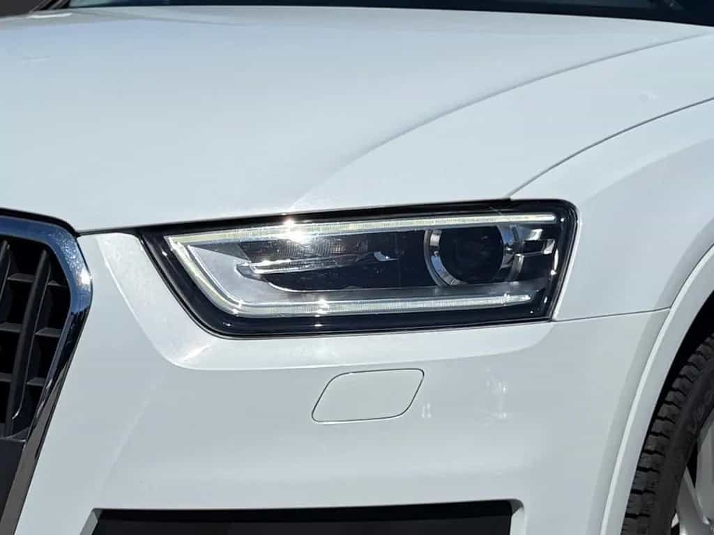 Audi Q3 2.0 TDI quattro Klimaaut. Bluetooth Tempomat 01/2014-photo-6