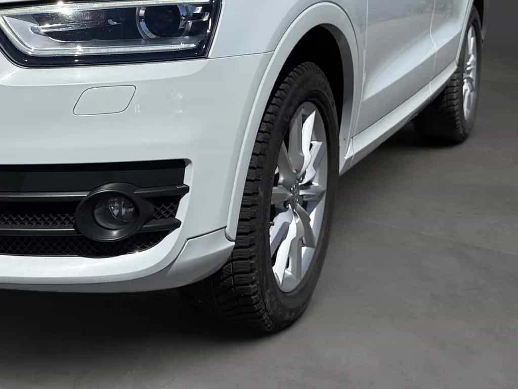 Audi Q3 2.0 TDI quattro Klimaaut. Bluetooth Tempomat 01/2014-photo-7