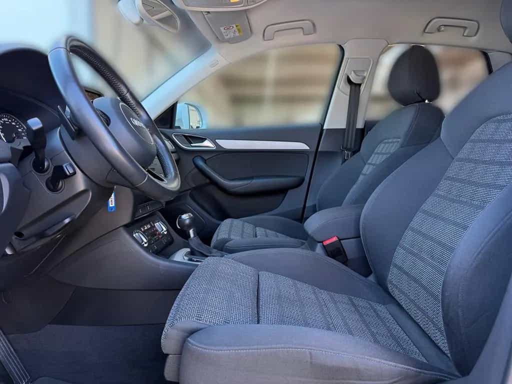 Audi Q3 2.0 TDI quattro Klimaaut. Bluetooth Tempomat 01/2014-photo-9