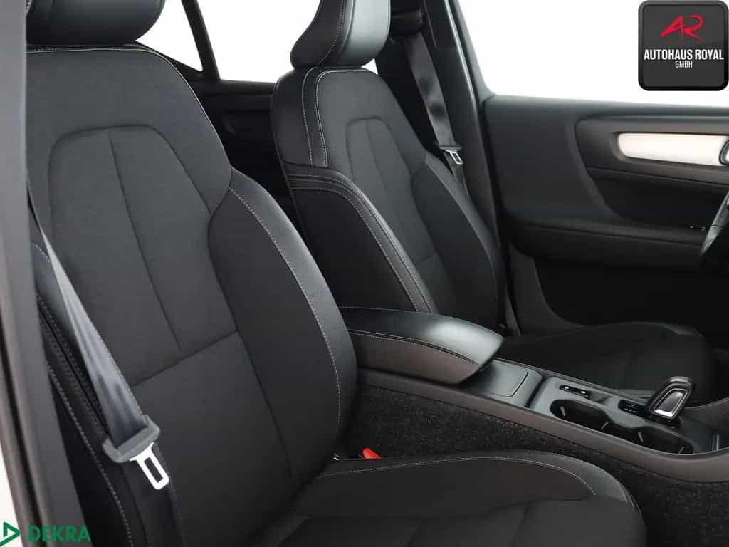 Volvo XC40 XC 40 T3 Momentum KAMERA,SENSUS,SPURHALTE,AHK,SH 02/2020-photo-10