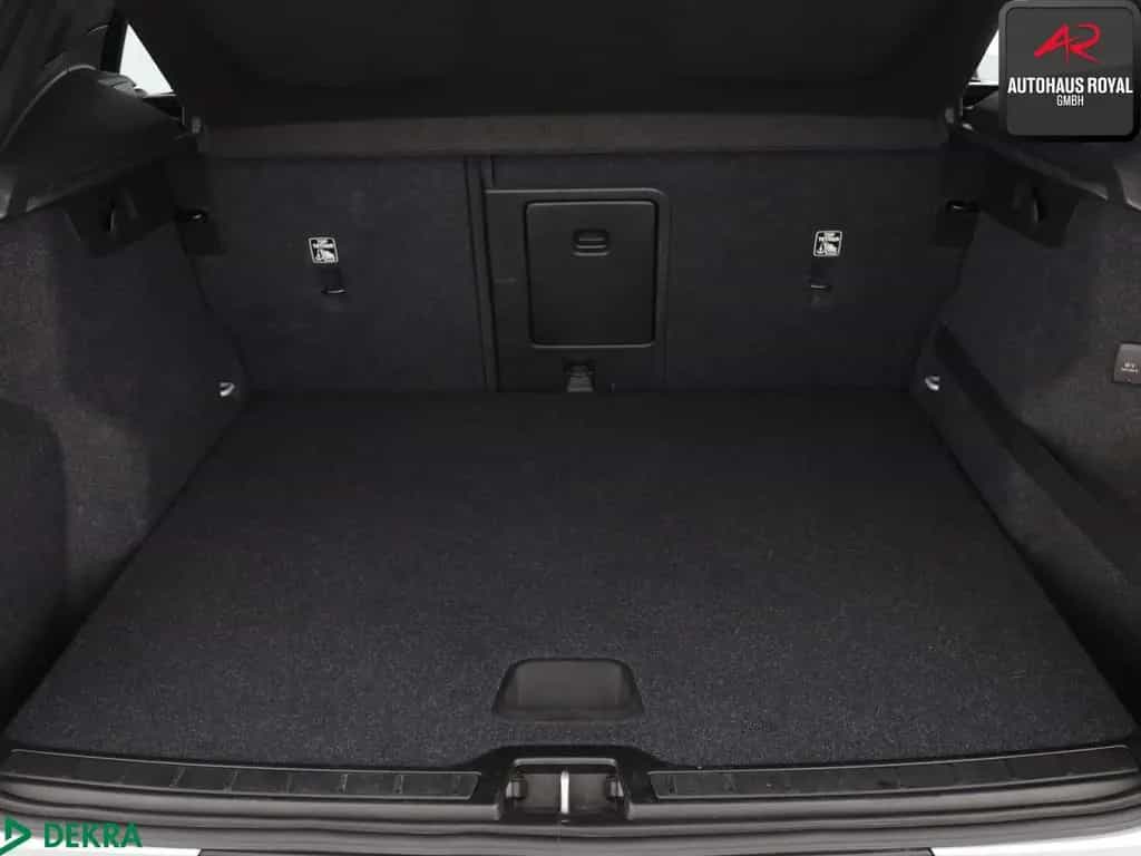 Volvo XC40 XC 40 T3 Momentum KAMERA,SENSUS,SPURHALTE,AHK,SH 02/2020-photo-12