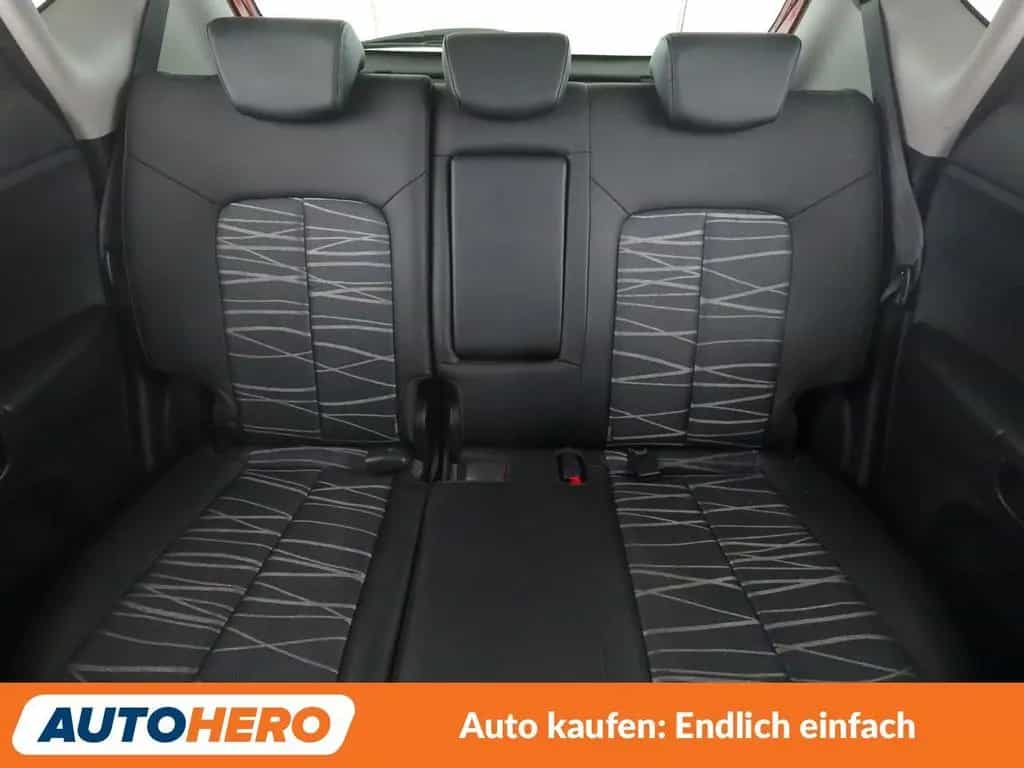 Kia Venga 1.6 Dream Team Aut*NAVI*CAM*PDC*SHZ*AHK* 08/2019-photo-15