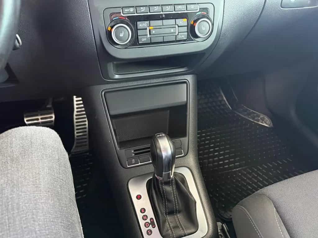 Volkswagen Golf Plus 1.4 TSI*AUT*NAV*CARPL*ANDR*AHK*TMP*PDC 03/2012-photo-24
