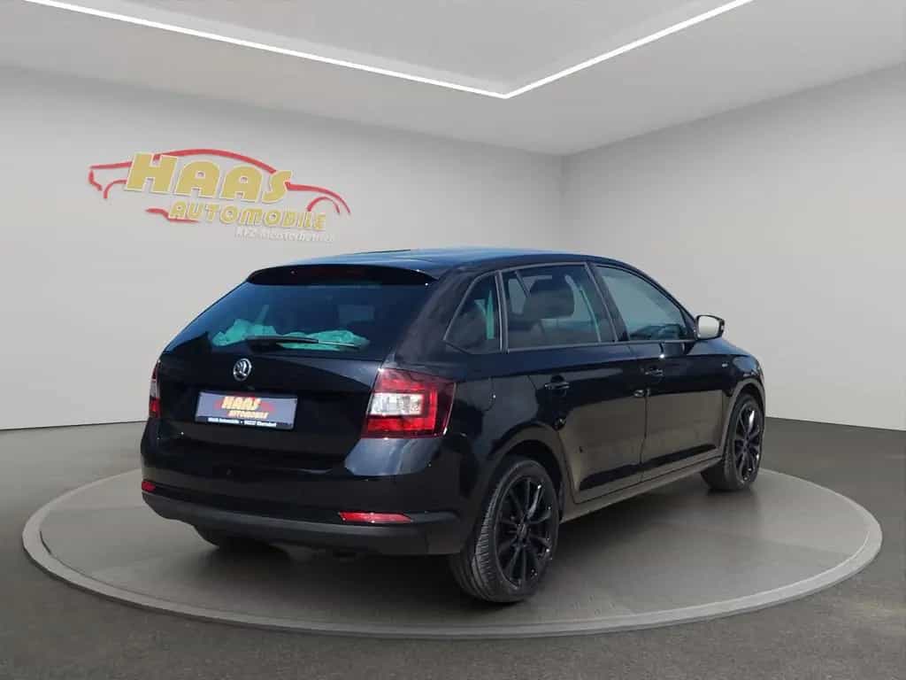 Skoda Rapid Spaceback Ambition *Navi*Panorama*Kamera* 07/2018-photo-7