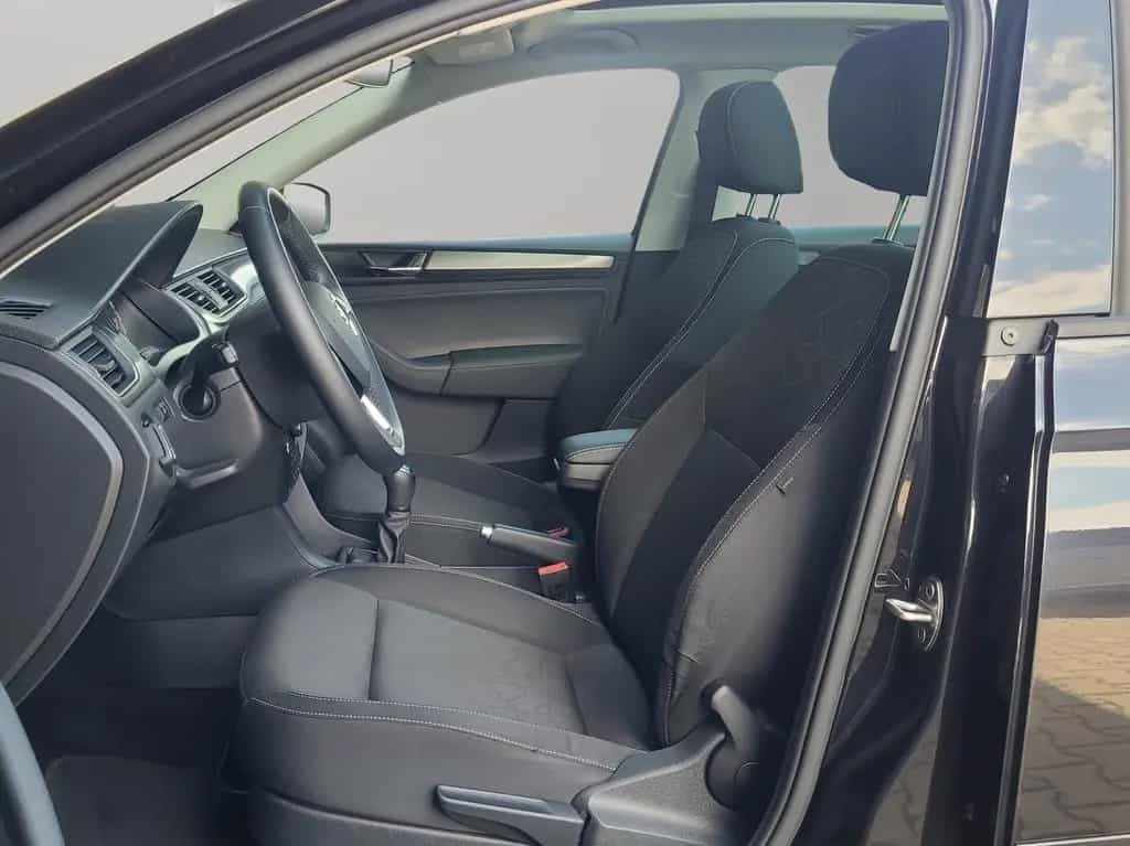 Skoda Rapid Spaceback Ambition *Navi*Panorama*Kamera* 07/2018-photo-8