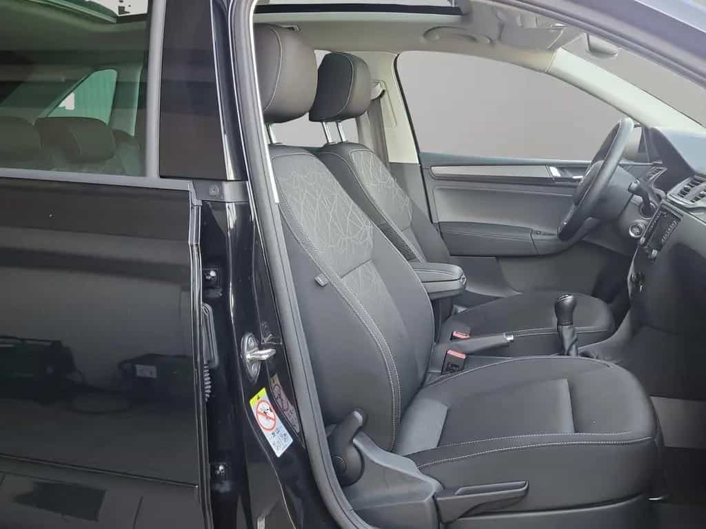 Skoda Rapid Spaceback Ambition *Navi*Panorama*Kamera* 07/2018-photo-9