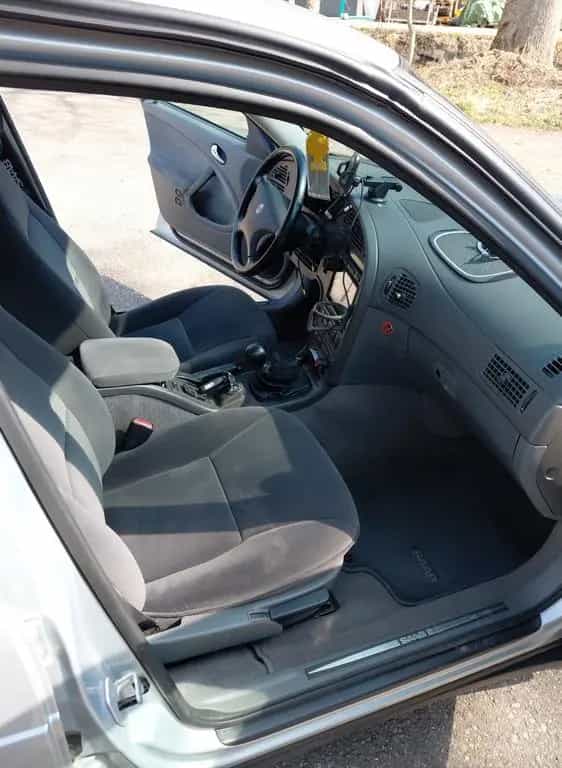 Saab 9-5 Youngtimer Viele Neuteile 06/1999-photo-6