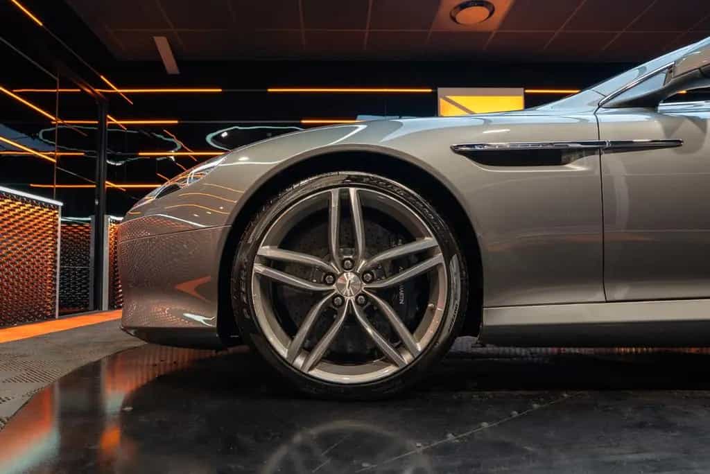 Aston Martin Virage Volante Touchtronic*2nd Hand 04/2012-photo-18