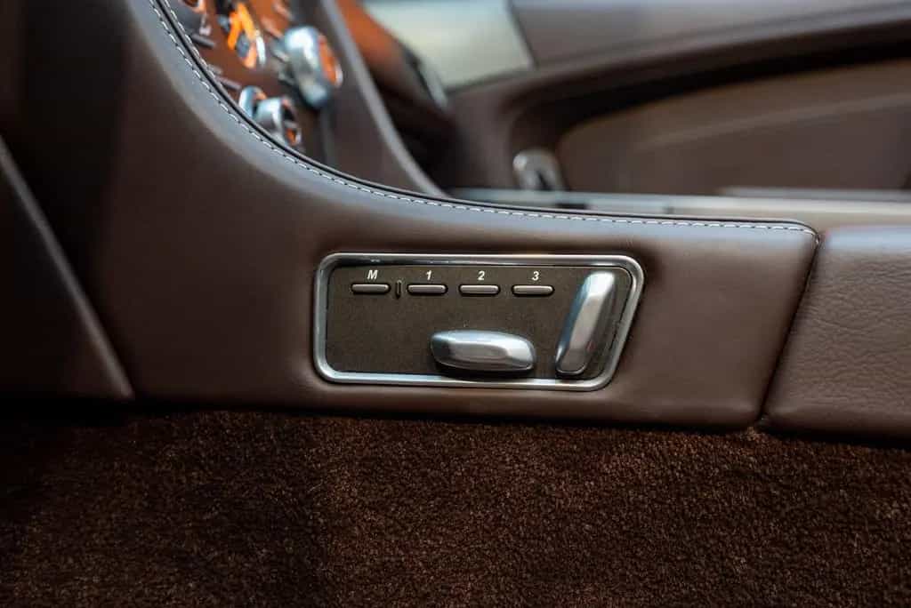 Aston Martin Virage Volante Touchtronic*2nd Hand 04/2012-photo-31
