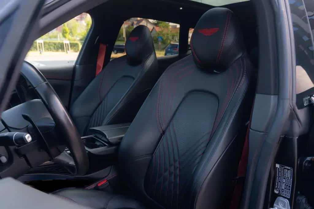 Aston Martin DBX 4.0 V8_MagnoBlack 03/2021-photo-27