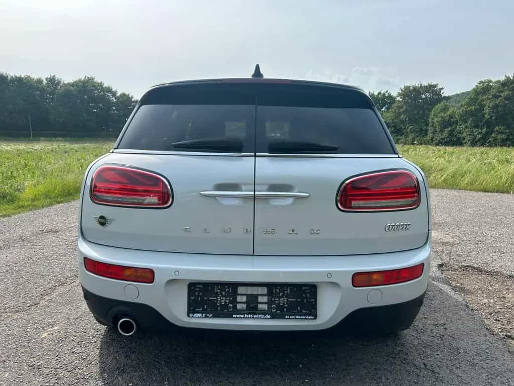 MINI Cooper Clubman 1.5 Navi PDC Sitzheizung 01/2021-photo-3
