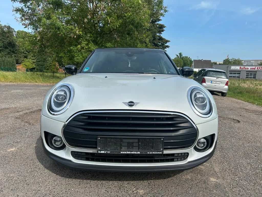 MINI Cooper Clubman 1.5 Navi PDC Sitzheizung 01/2021-photo-7