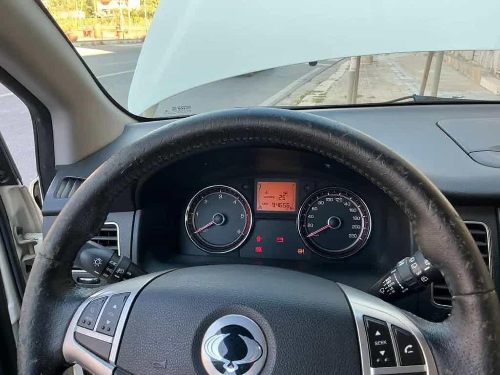 Ssangyong Korando 2.0 e-XDi 175 CV AWD AT Classy 06/2011-photo-11
