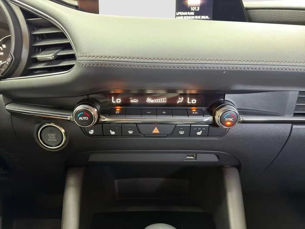 Mazda 3 Autom. Selection Sport Navi ACC LED R-Cam PDC 03/2020-photo-19