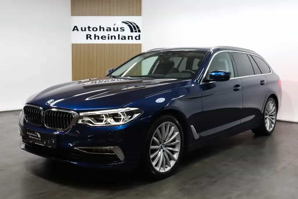 BMW 520 i Tour. Luxury Line*PANO*HEAD-UP*KAMERA*AHK* 01/2020-photo-3