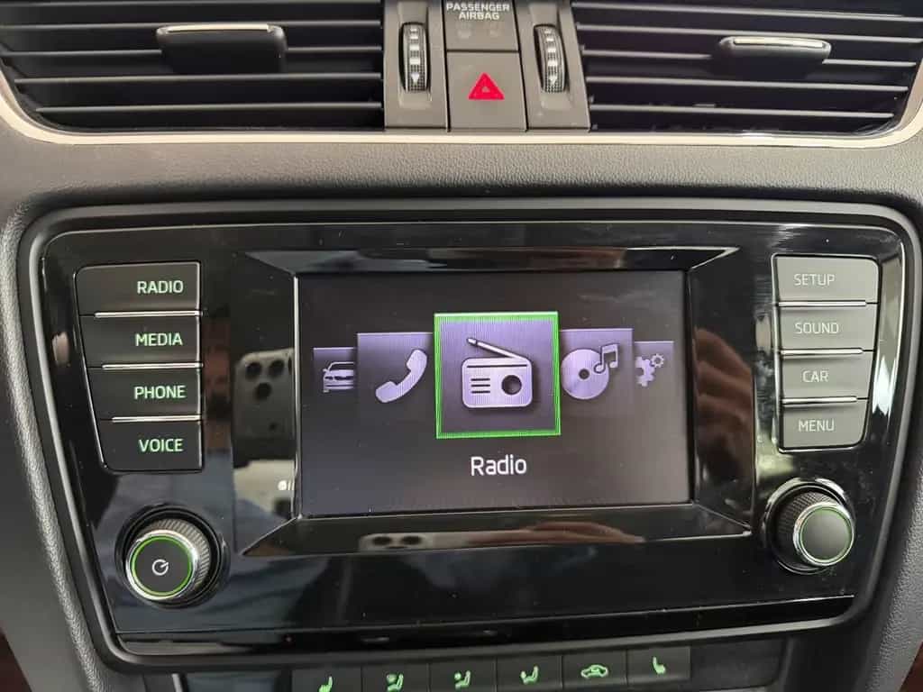 Skoda Octavia Elegance Green-tec*PDC*SHZ 09/2014-photo-15