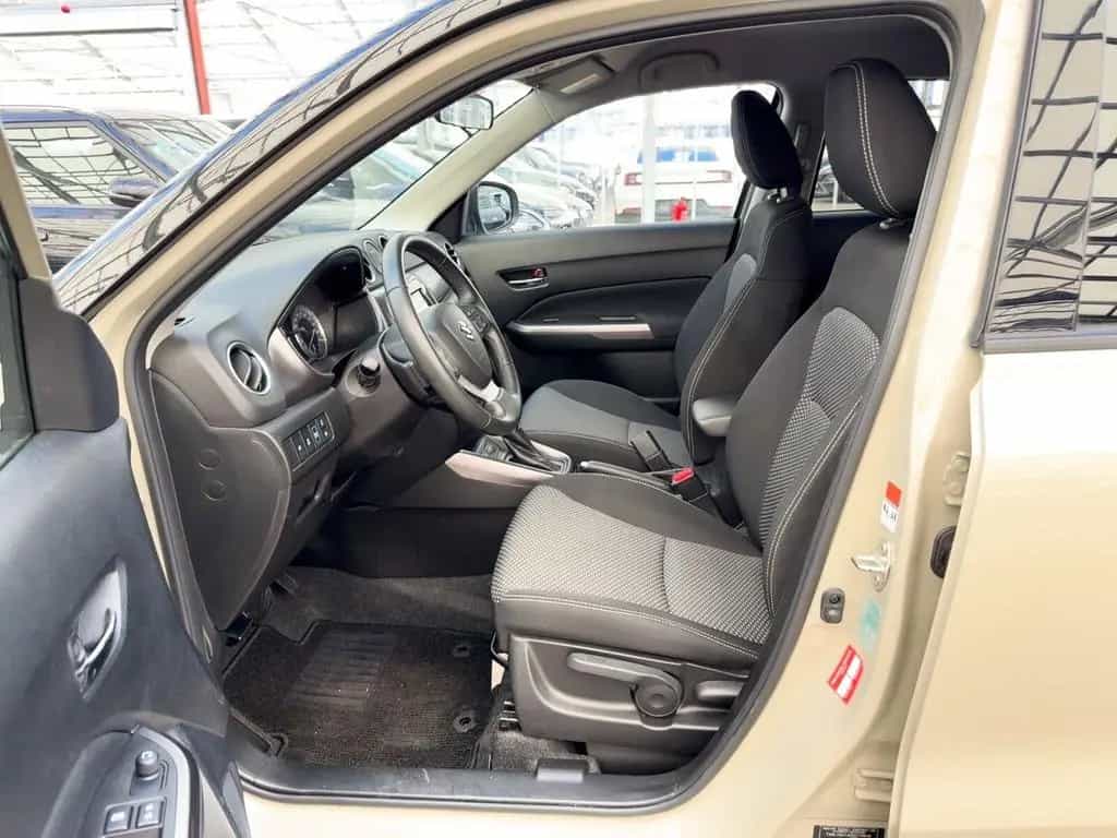 Suzuki Vitara 1.5 Comfort LED|ACC|PDC 05/2024-photo-7