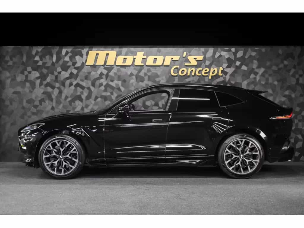Aston Martin DBX 707 4.0 V8 Bi-Turbo 01/2024-photo-1
