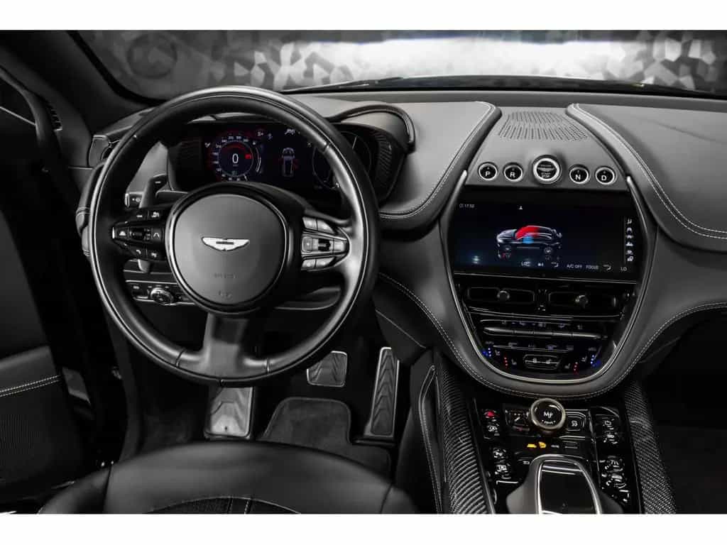 Aston Martin DBX 707 4.0 V8 Bi-Turbo 01/2024-photo-17