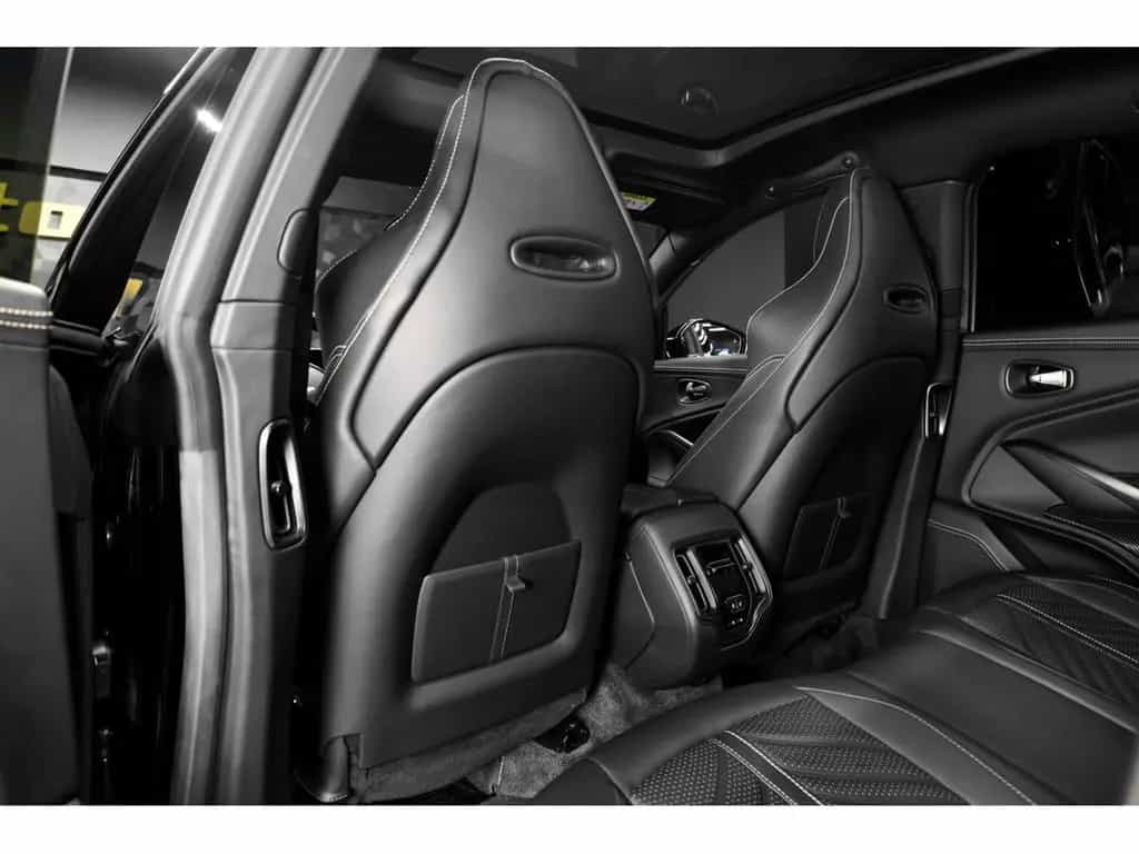 Aston Martin DBX 707 4.0 V8 Bi-Turbo 01/2024-photo-26