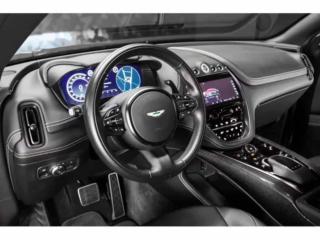 Aston Martin DBX 707 4.0 V8 Bi-Turbo 01/2024-photo-7